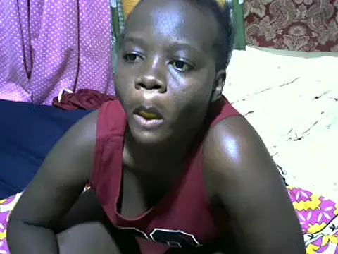 Snapshot of Thicky_kyla chatting on March 2025 10:10:02 PM Thicky kyla online show from March 2025 10:10:02 PM