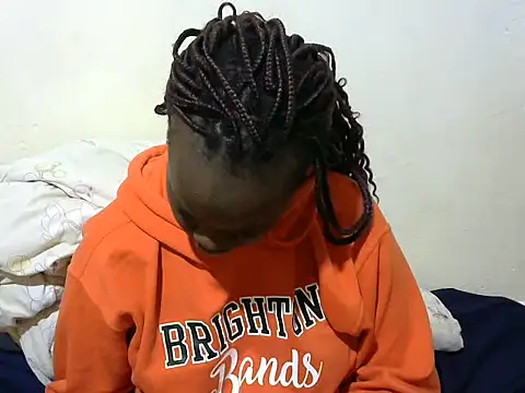 Snapshot of Thicky_kyla chatting on September 2025 08:00:02 PM Thicky kyla online show from September 2025 08:00:02 PM