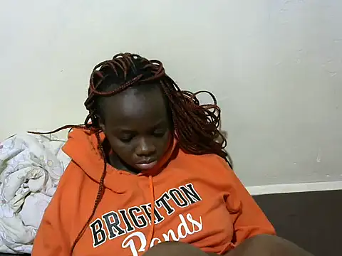 Snapshot of Thicky_kyla chatting on November 2025 10:22:02 PM Thicky kyla online show from November 2025 10:22:02 PM