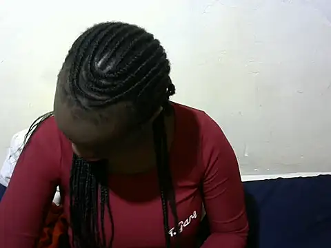 Snapshot of Thicky_kyla chatting on December 2025 11:34:02 PM Thicky kyla online show from December 2025 11:34:02 PM