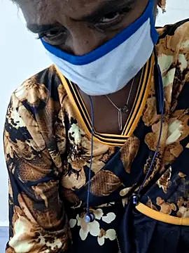 Snapshot of Tamil--Rani chatting on December 2025 02:12:02 PM Tamil--Rani online show from December 2025 02:12:02 PM