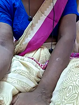 Snapshot of Tamil--Rani chatting on April 2026 02:27:02 PM Tamil--Rani online show from April 2026 02:27:02 PM