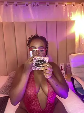 Snapshot of Britanymooree chatting on March 2026 09:21:02 PM Britanymooree online show from March 2026 09:21:02 PM