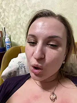 Snapshot of OlgaBuzzz chatting on January 2025 09:48:02 AM OlgaBuzzz online show from January 2025 09:48:02 AM