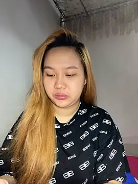 Odette68 online show from June 2026 12:13:01 AM
