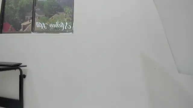 Littleolivia  online show from February 2025 12:59:01 PM