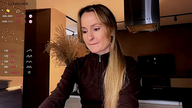 Peach  juice online show from December 2024 05:33:01 PM