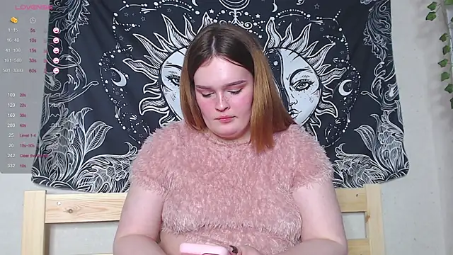 rozzhaos8 online show from December 2024 08:07:02 PM