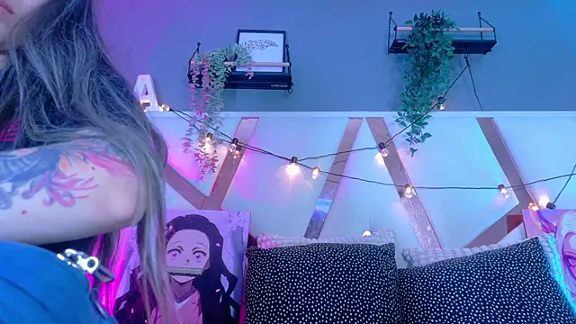 AmbarHills 1 online show from March 2026 11:37:02 AM