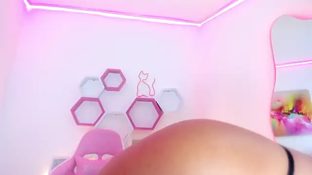  Ameliie online show from March 2025 04:08:02 AM