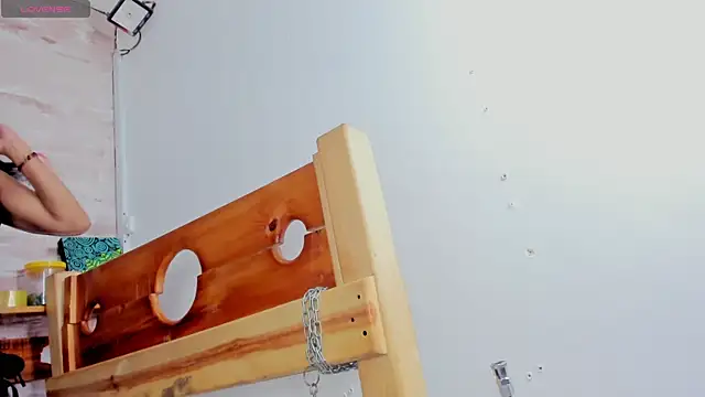 Snapshot of Madame_pain_ chatting on February 2026 11:50:02 AM Madame pain online show from February 2026 11:50:02 AM