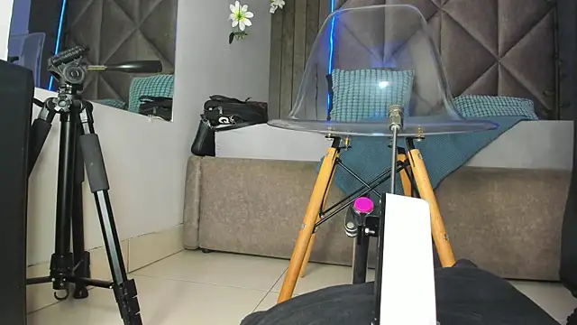 Snapshot of AbbyWathson chatting on October 2025 07:58:02 PM AbbyWathson online show from October 2025 07:58:02 PM