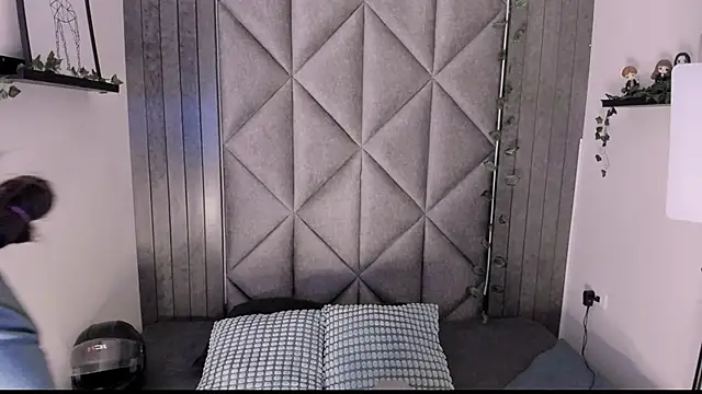 Snapshot of AbbyWathson chatting on November 2025 07:29:02 PM AbbyWathson online show from November 2025 07:29:02 PM