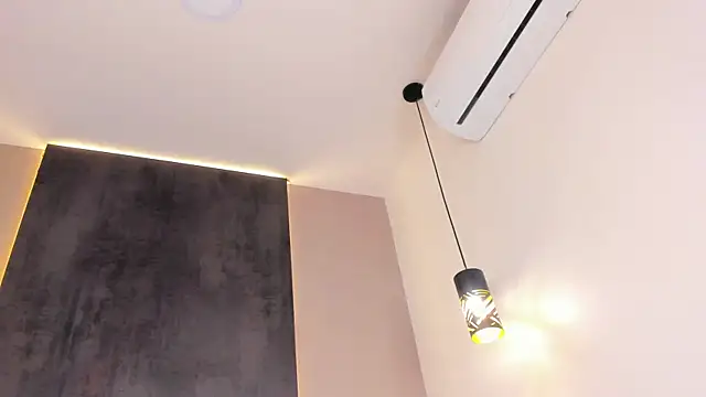 Snapshot of AbbyWathson chatting on November 2025 12:44:02 AM AbbyWathson online show from November 2025 12:44:02 AM