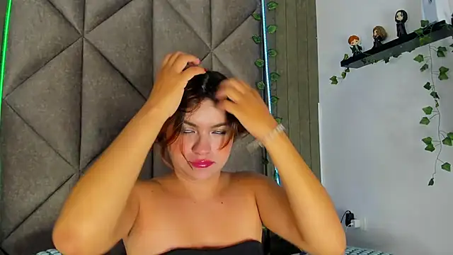 Snapshot of AbbyWathson chatting on December 2025 11:38:02 AM AbbyWathson online show from December 2025 11:38:02 AM