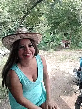 andreu mature online show from February 2026 08:16:01 PM