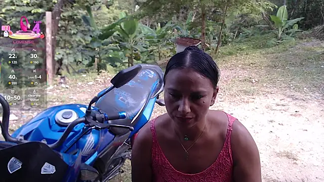 andreu mature online show from March 2026 08:13:01 PM