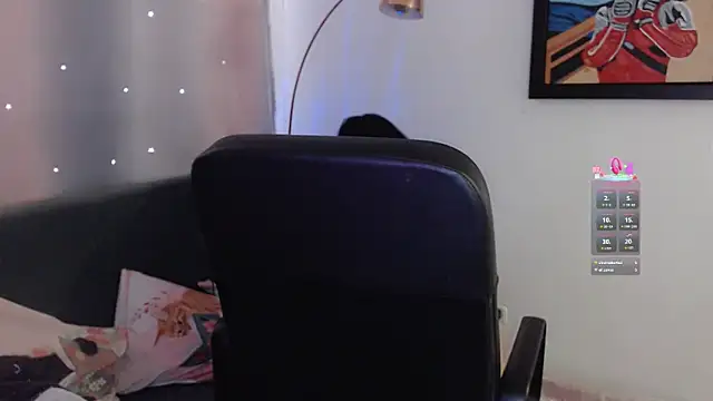 Snapshot of Suzanne_abbey chatting on March 2026 10:59:02 PM Suzanne abbey online show from March 2026 10:59:02 PM