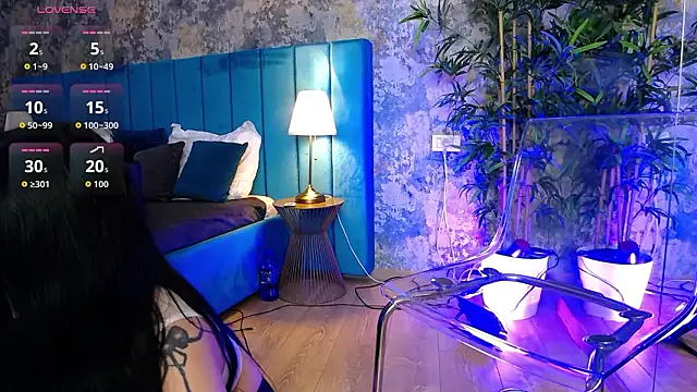 Snapshot of CreamyInkky_ chatting on February 2026 08:10:02 AM CreamyInkky online show from February 2026 08:10:02 AM