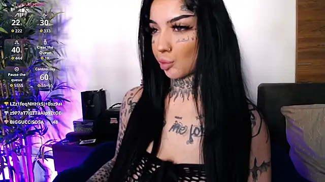 CreamyInkky  online show from April 2026 12:29:02 PM