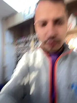 Snapshot of baramadalin chatting on September 2025 04:50:02 AM baramadalin online show from September 2025 04:50:02 AM