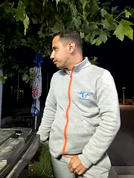 Snapshot of baramadalin chatting on October 2025 04:25:02 PM baramadalin online show from October 2025 04:25:02 PM