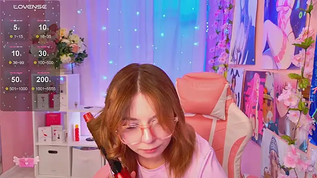 Coconut Mia online show from April 2026 03:14:02 PM
