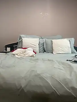 Snapshot of Nomthie chatting on March 2026 12:12:01 PM Nomthie online show from March 2026 12:12:01 PM