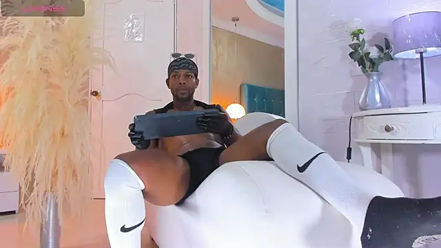 RicoBrown777  online show from September 2025 04:27:01 AM