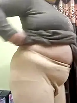 IndianAngle online show from November 2025 04:14:02 AM