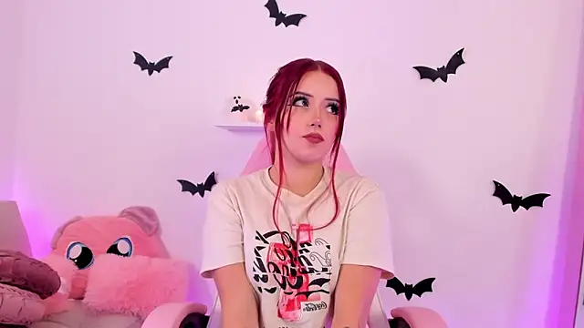 misspaulinaa online show from October 2025 12:22:02 AM