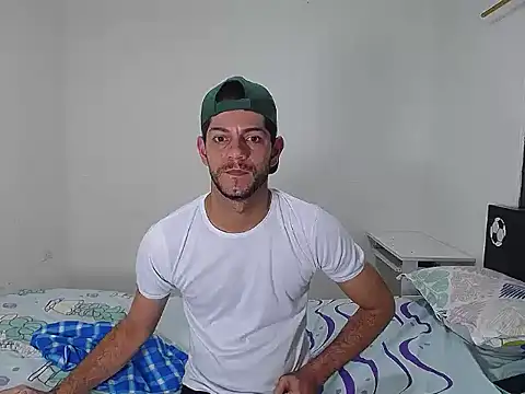 Snapshot of dirty_boy_horny chatting on November 2025 11:19:02 PM dirty boy horny online show from November 2025 11:19:02 PM