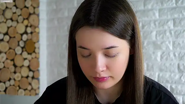 LowOncoming online show from December 2025 02:52:02 AM