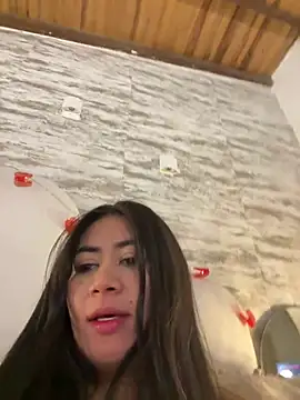Snapshot of _MadiLee_ chatting on February 2025 12:49:02 AM MadiLee online show from February 2025 12:49:02 AM