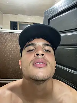 Snapshot of Mentriplex chatting on September 2025 04:26:01 AM Mentriplex online show from September 2025 04:26:01 AM