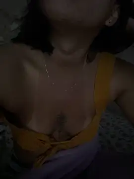 Snapshot of Avint-Perfeita chatting on November 2025 09:25:02 PM Avint-Perfeita online show from November 2025 09:25:02 PM