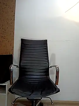 Michelle Brito1 online show from February 2025 12:27:01 PM