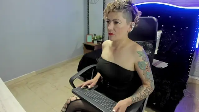 Maria fernandaxxx  online show from December 2024 04:42:01 PM