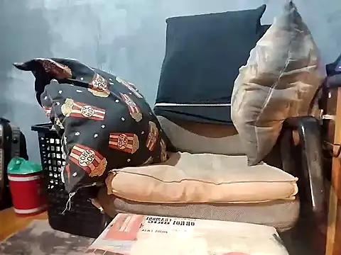 Snapshot of bumbumtatuado chatting on November 2025 11:49:02 PM bumbumtatuado online show from November 2025 11:49:02 PM