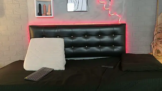 IsabellaTayllor online show from April 2026 08:50:01 PM