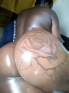 Snapshot of Hugemassivebootie chatting on March 2025 07:55:02 PM Hugemassivebootie online show from March 2025 07:55:02 PM