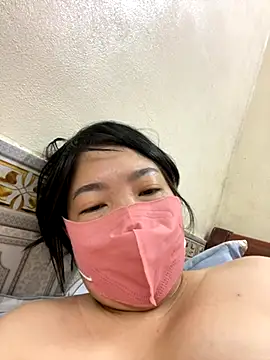 Snapshot of Hachi_Sweetbabie_ chatting on October 2025 11:35:01 PM Hachi Sweetbabie online show from October 2025 11:35:01 PM