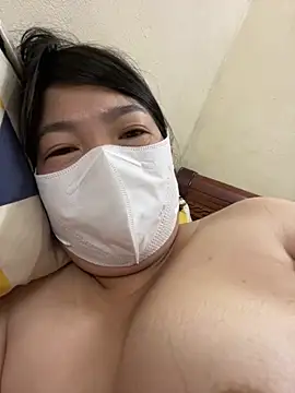 Snapshot of Hachi_Sweetbabie_ chatting on February 2026 10:10:02 PM Hachi Sweetbabie online show from February 2026 10:10:02 PM