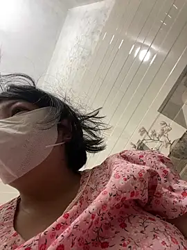 Snapshot of Hachi_Sweetbabie_ chatting on March 2026 09:11:01 PM Hachi Sweetbabie online show from March 2026 09:11:01 PM