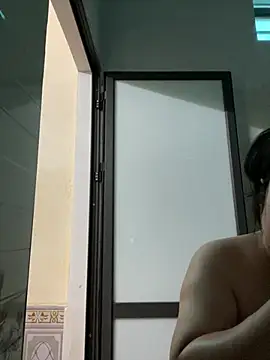 Snapshot of Hachi_Sweetbabie_ chatting on April 2026 09:29:01 AM Hachi Sweetbabie online show from April 2026 09:29:01 AM