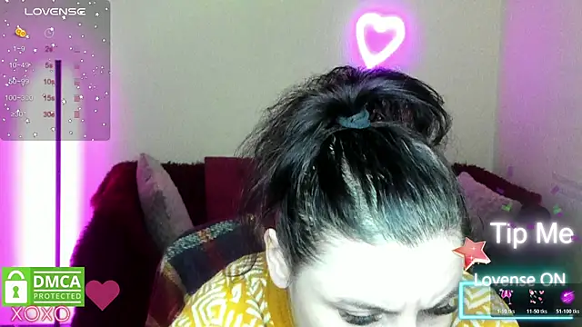 Snapshot of Muse_kitty_jenia chatting on November 2025 06:28:01 PM Muse kitty jenia online show from November 2025 06:28:01 PM