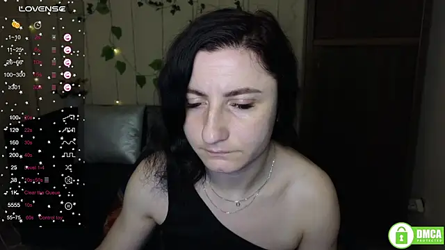 Snapshot of Muse_kitty_jenia chatting on November 2025 06:29:02 PM Muse kitty jenia online show from November 2025 06:29:02 PM