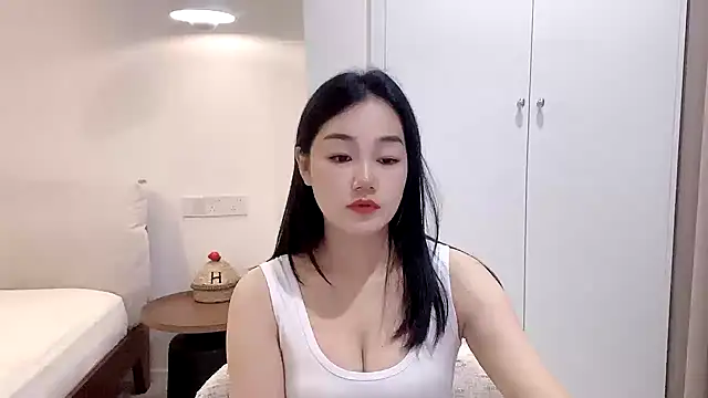 Snapshot of cloud8822 chatting on May 2026 01:30:02 PM cloud8822 online show from May 2026 01:30:02 PM
