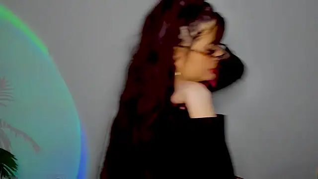Snapshot of aishahottie chatting on December 2024 01:47:02 AM aishahottie online show from December 2024 01:47:02 AM