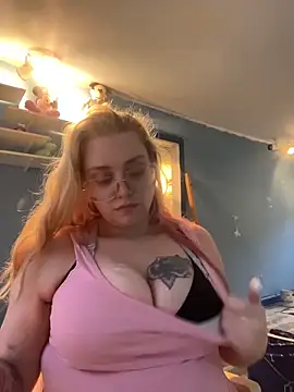 Lalalynn online show from May 2026 01:03:02 AM